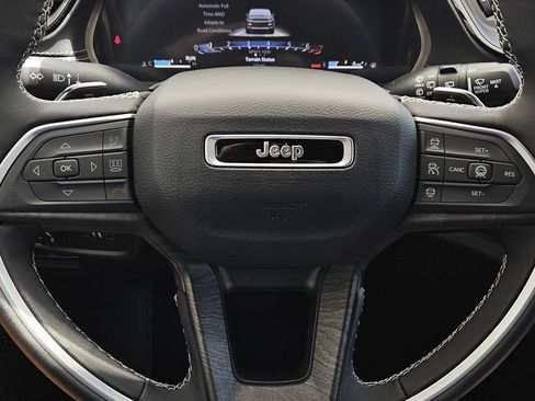 New 2026 Jeep Grand Cherokee Limited AWD/4WD image 21