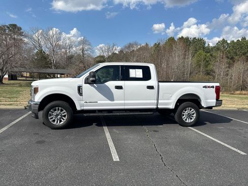 Used 2019 Ford F250 XLT image 11