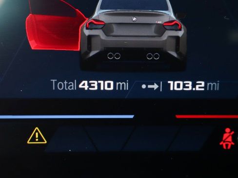 Used 2025 BMW M2 w/ Lighting Package image 22