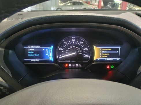 Used 2016 Lincoln MKZ Hybrid w/ Equipment Group 600A Reserve FWD image 20