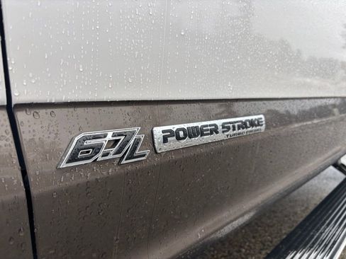 Used 2017 Ford F250 King Ranch w/ King Ranch Ultimate Package image 11