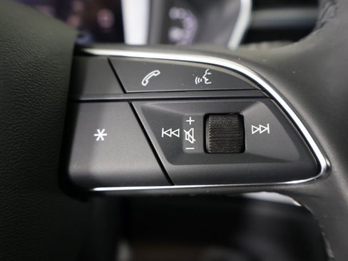 New 2025 Audi Q3 2.0T Premium image 30