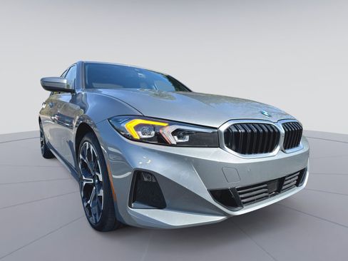 Used 2025 BMW 330i xDrive 330i xDrive image 3