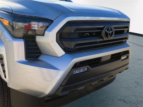 New 2026 Toyota Tacoma SR5 image 8
