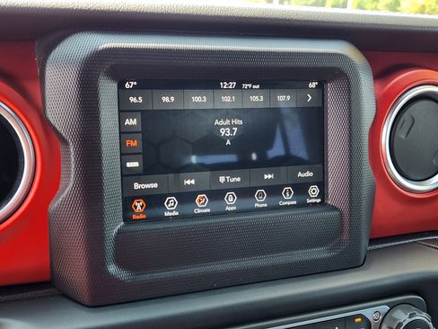 Used 2020 Jeep Wrangler Unlimited Rubicon w/ Safety Group image 21