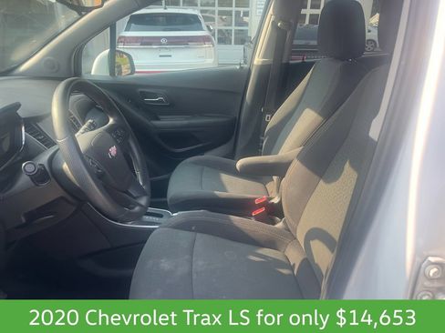 Used 2020 Chevrolet Trax LS w/ Tint and Cruise Package AWD/4WD image 9