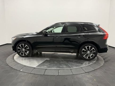Certified 2023 Volvo XC60 B5 Plus w/ Climate Package image 5