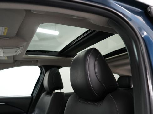 Used 2025 MAZDA CX-50 AWD 2.5 S w/ Premium Package image 17