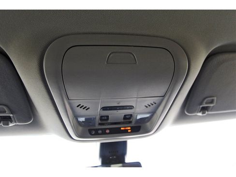 Used 2018 Buick Enclave Avenir w/ Avenir Technology Package image 25