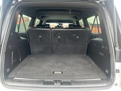 Used 2024 Jeep Wagoneer L Series II w/ Flexible Seating Group AWD/4WD image 41