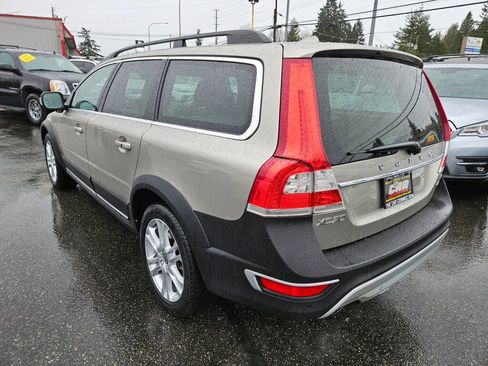 Used 2016 Volvo XC70 T5 Platinum w/ Protection Package image 6