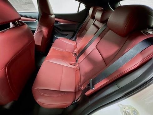 New 2026 MAZDA MAZDA3 Hatchback w/Premium Plus Pkg image 20