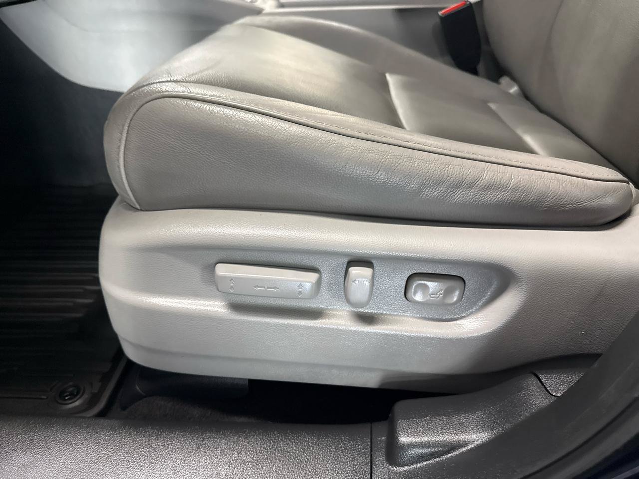 Used 2016 Honda Pilot EX-L image 9
