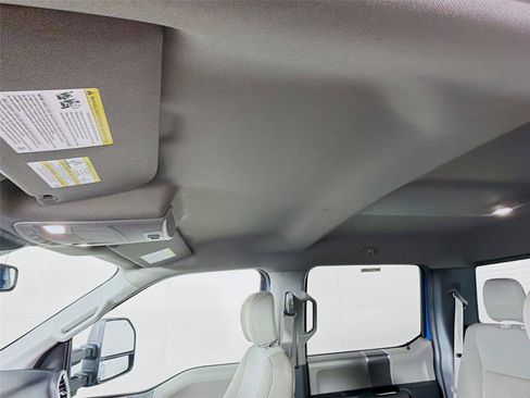 Used 2019 Ford F150 XLT w/ Equipment Group 302A Luxury AWD/4WD image 5