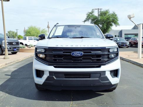 Certified 2025 Ford Expedition Max Active AWD/4WD image 2