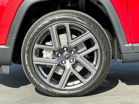 New 2026 Jeep Compass Limited image 30