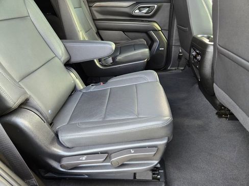 Used 2023 Chevrolet Tahoe Z71 w/ Z71 Off-Road Package image 17