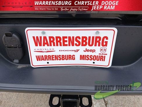 New 2025 Jeep Gladiator Mojave w/ Convenience Group image 28