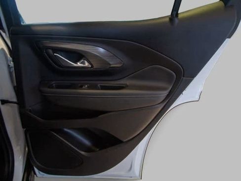 Certified 2023 GMC Terrain SLE w/ Driver Convenience Package image 14