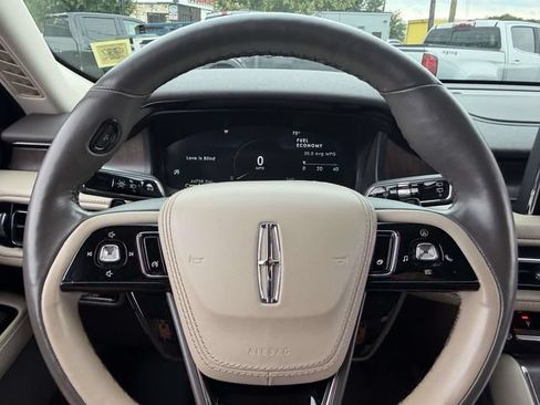 Certified 2023 Lincoln Aviator Reserve w/ Elements Package Plus AWD/4WD image 31