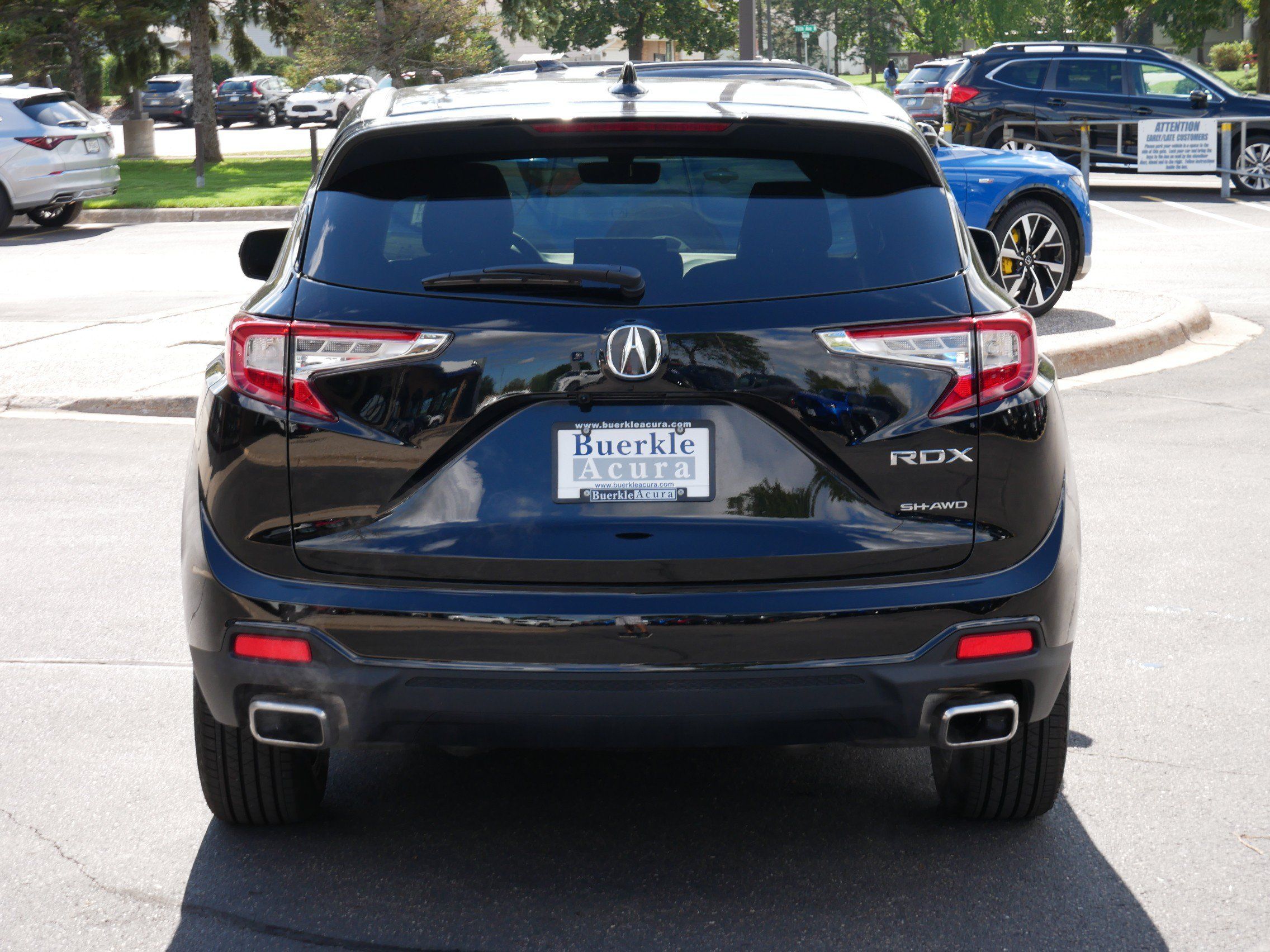Certified 2025 Acura RDX SH-AWD image 4