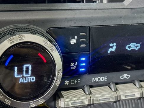 Certified 2024 Toyota Tacoma TRD Sport w/ TRD Sport Premium Package RWD image 22
