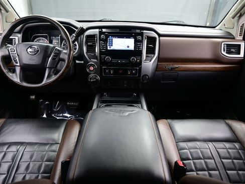 Used 2017 Nissan Titan Platinum Reserve image 18