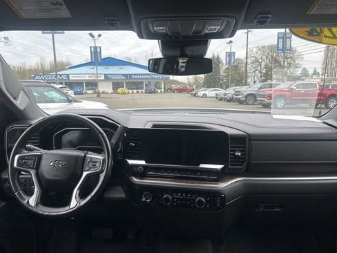 Used 2022 Chevrolet Silverado 1500 RST w/ Z71 Off-Road Package image 12