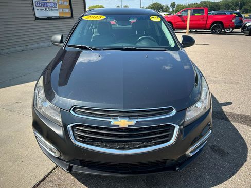 Used 2015 Chevrolet Cruze LT FWD image 2