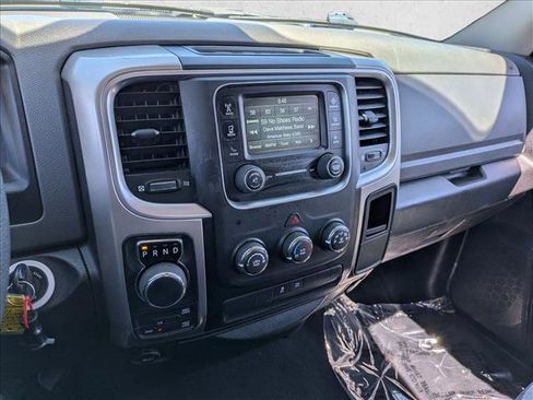 Used 2019 RAM 1500 Classic SLT AWD/4WD image 20