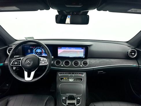 Used 2019 Mercedes-Benz E 300 4MATIC image 23