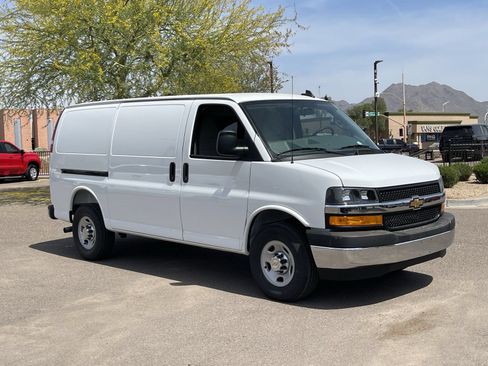 New 2026 Chevrolet Express 2500 w/ Driver Convenience Package RWD image 8