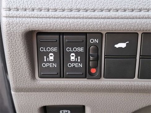 Used 2020 Honda Odyssey EX-L image 24