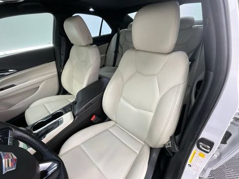 Used 2021 Cadillac CT4 Luxury w/ Sun And Sound Package RWD image 8