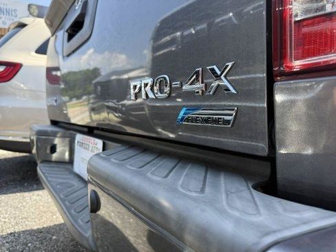 Used 2019 Nissan Frontier PRO-4X w/ Pro-4x Luxury Package AWD/4WD image 8