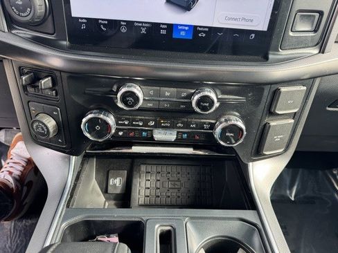 Used 2024 Ford F150 Platinum image 25