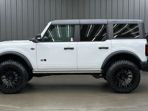 Used 2024 Ford Bronco Wildtrak AWD/4WD image 2