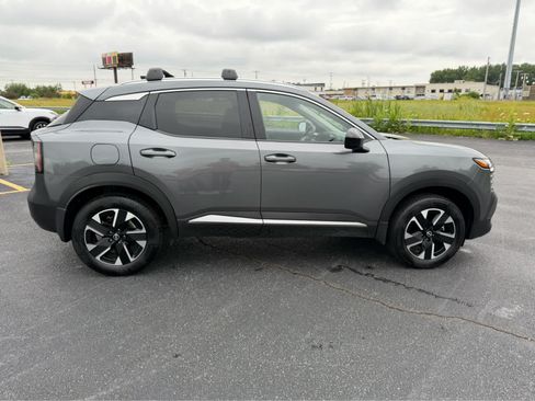 Used 2026 Nissan Kicks SV w/ Cold Weather Package AWD/4WD image 11