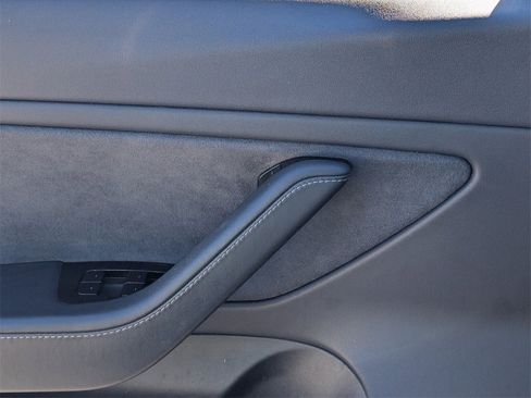 Used 2019 Tesla Model 3 Standard Range Plus image 23