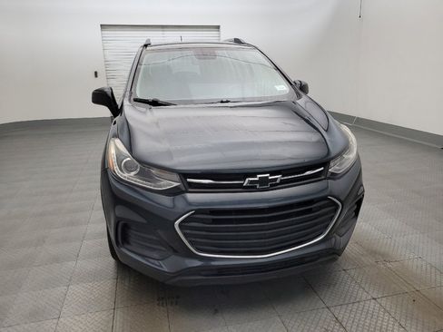 Used 2021 Chevrolet Trax LT w/ Sport Edition FWD image 14