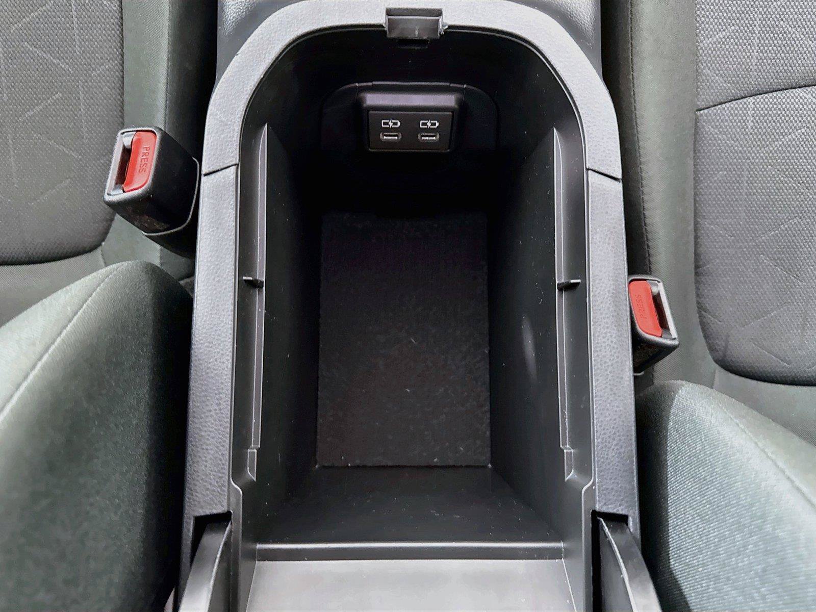 Certified 2025 Toyota RAV4 XLE AWD/4WD image 33