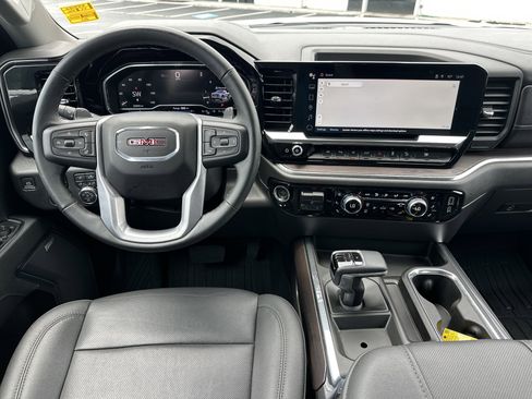 Used 2024 GMC Sierra 1500 SLT w/ SLT Premium Plus Package AWD/4WD image 16
