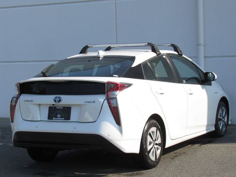 Certified 2018 Toyota Prius Four w/ Advanced Technology Package FWD image 7
