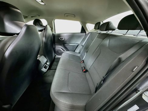 Used 2025 Kia K4 FWD image 26