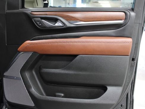 Used 2023 GMC Yukon Denali Ultimate image 26