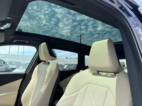 Used 2025 BMW X3 xDrive30i w/ Premium Package image 16