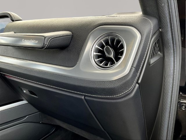 Used 2020 Mercedes-Benz G 550 w/ G Manufaktur Interior Package image 28