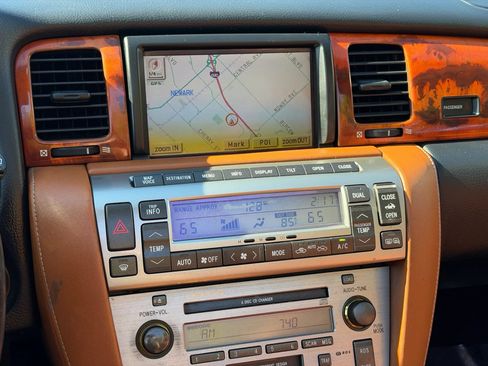 Used 2002 Lexus SC 430 Convertible RWD image 11