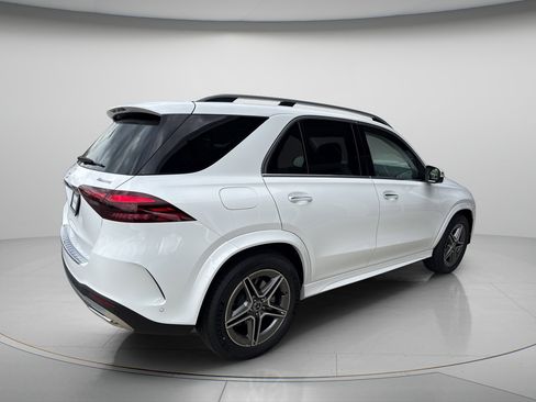 Certified 2026 Mercedes-Benz GLE 450 4MATIC image 5