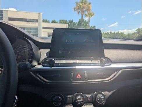 Used 2023 Kia Forte LXS FWD image 18